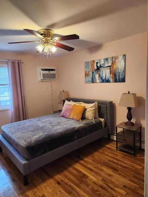 شقة Luxury Colorful 3 Bd Unit 1 10 Mins From Jfk نيو يورك